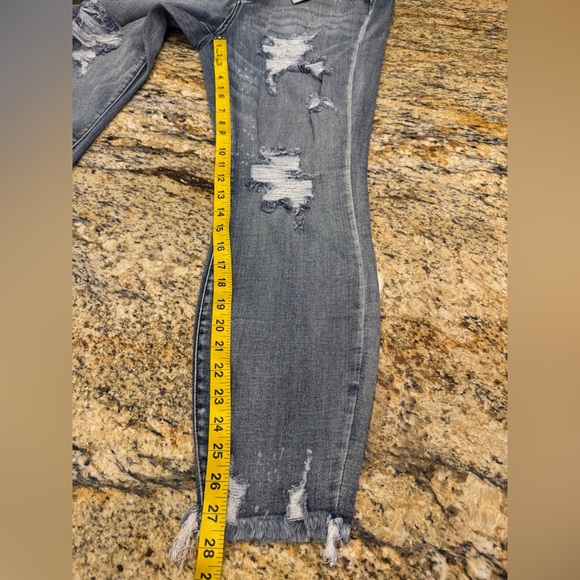 Judy Blue Jeans Womens Size 16W Skinny Fit High Waist Button Fly Distressed NWT - Picture 10 of 10